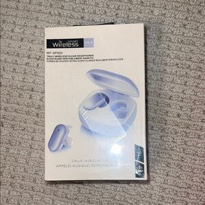 Wireless sport earbuds